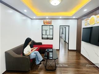 Chính chủ bán nhà tập thể đường huỳnh thúc kháng, 70m, lô góc, sổ đỏ sẵn, ô tô đỗ cửa, tặng kèm nt
