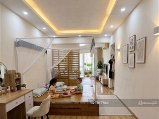 Chính chủ bán nhà tập thể tầng 2 chùa bộc, 70m2, nhà dân, có bãi xe, sổ lâu dài, dt sổ to, bán gấp