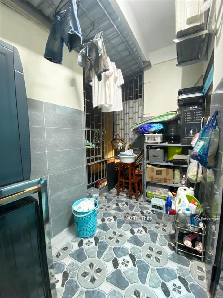 Chính chủ bán nhà tập thể thái hà, trung liệt, đống đa, tầng thấp, sổ hơn 50m, sử dụng rộng, có sổ