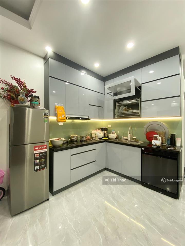 Chính chủ bán nhà tập thể thái hà, trung liệt, đống đa, tầng thấp, sổ hơn 50m, sử dụng rộng, có sổ