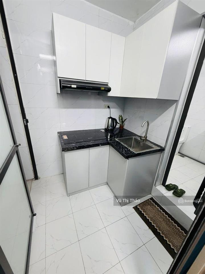 Chính chủ cho thuê tập thể tầng 1 phương mai, 50m2 ô tô đỗ cửa, vừa ở vừa kd tốt, không làm hàng ăn