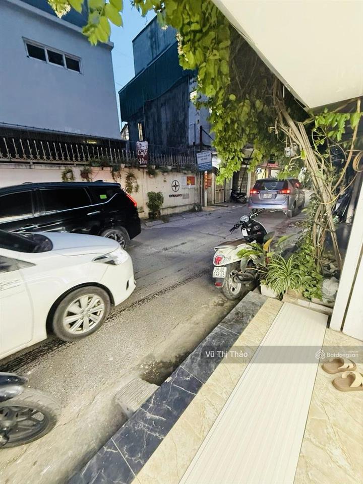 Chính chủ cho thuê tập thể tầng 1 phương mai, 50m2 ô tô đỗ cửa, vừa ở vừa kd tốt, không làm hàng ăn