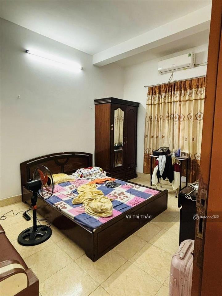Chính chủ bán nhà chung cư láng hạ, đống đa, sổ đỏ 64m, nhà dân nguyên bản, thoáng, sáng, có bãi xe