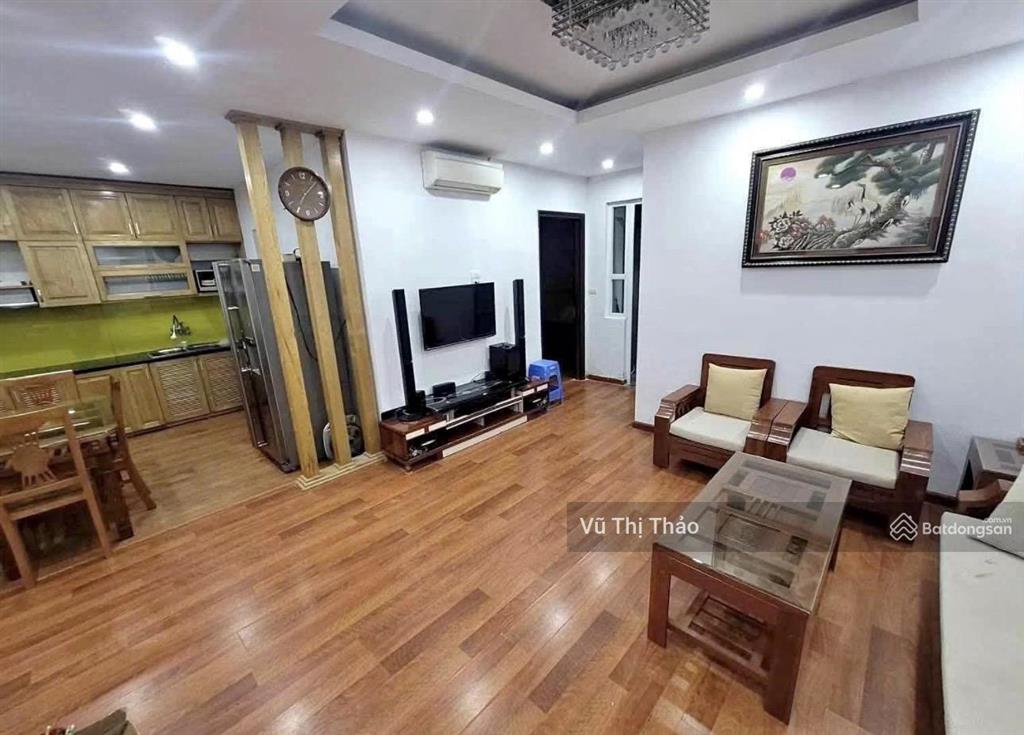 Chính chủ bán gấp nhà tập thể võ thị sáu, thanh nhàn, hai bà trưng, sổ to 53m, ô tô đỗ cửa, sổ sẵn