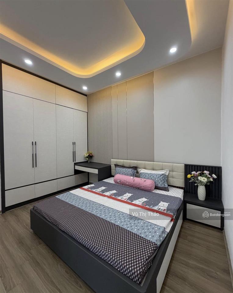 Chính chủ bán nhà tập thể trung tự, khương thượng, sổ to, tầng thấp, 70m2, gần vincom, sổ đỏ sẵn