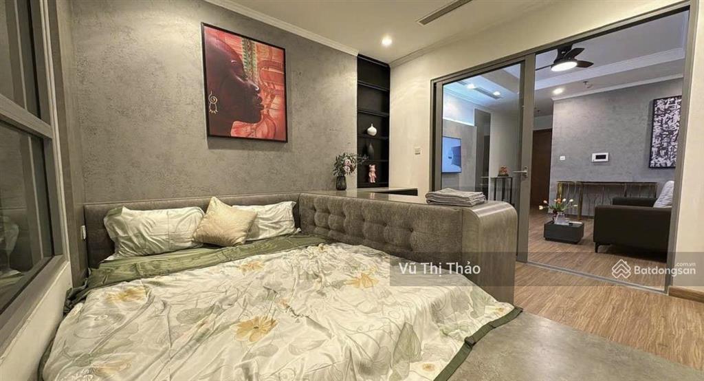 Chính chủ bán nhà tập thể võ thị sáu, quỳnh mai, sổ đỏ 53m, nhà thoáng, ô tô đỗ cửa, sổ đỏ lâu dài.