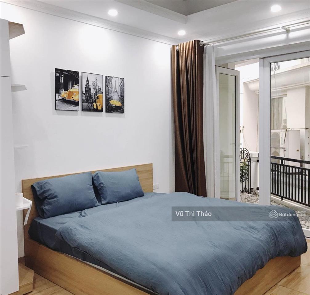 Chính chủ bán nhà tập thể tầng thấp, chùa láng, nguyên hồng, 55m2, có bãi xe, ô tô đỗ cửa, sổ sẵn