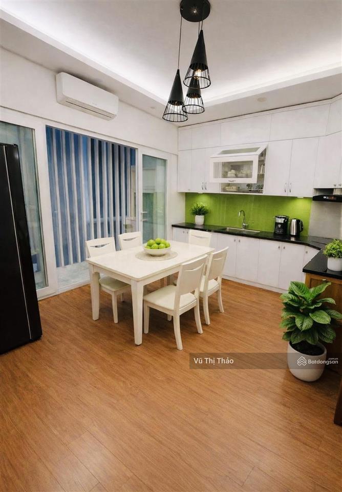 Chính chủ bán nhà tập thể tầng thấp kim mã, đội cấn, sổ to, sd 68m2, 3 ngủ, ô tô đỗ cửa, sổ lâu dài