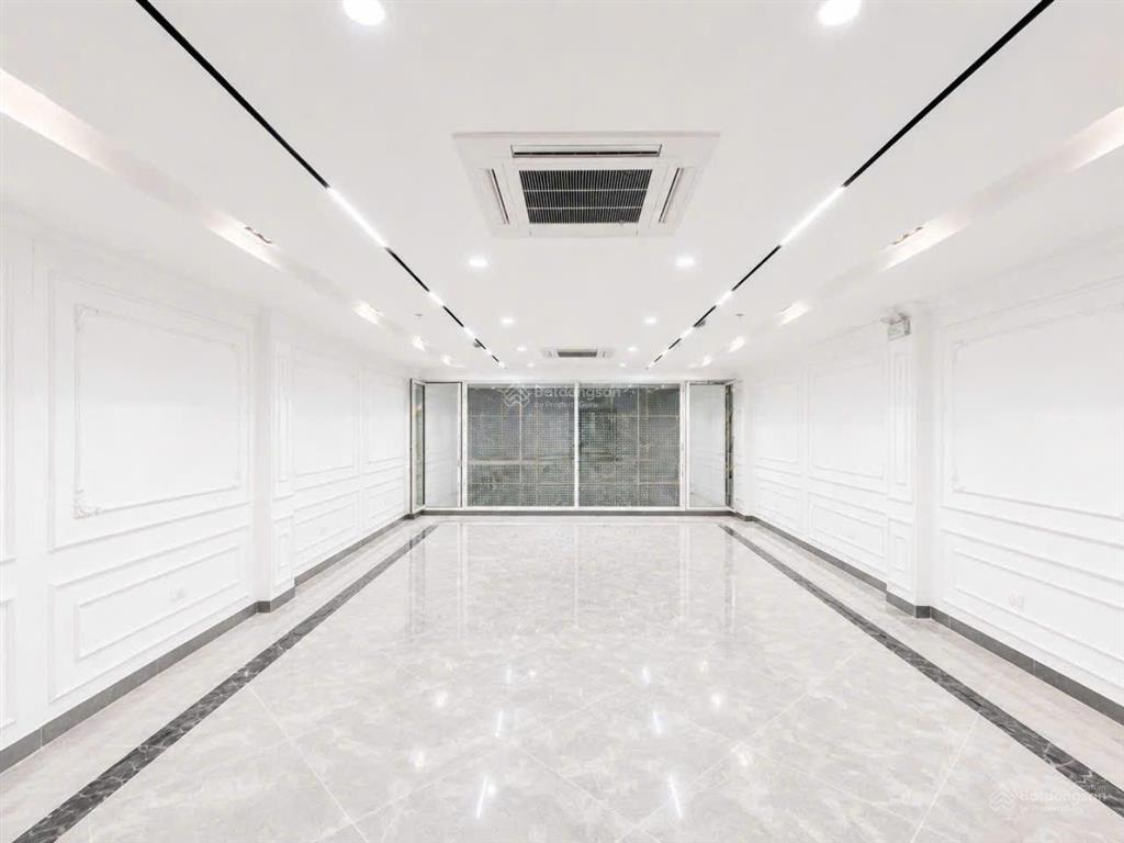 Bán nhà vp mặt phố tại hoàng ngân, 65 tỷ, 106m2, 9 tầng, 8p thông sàn, 10wc, chính chủ