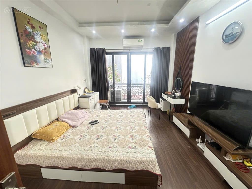 Kim ngưu 45m2 6 tầng ô tô đỗ cửa nhà đẹp ở ngay chỉ 15,5 tỷ