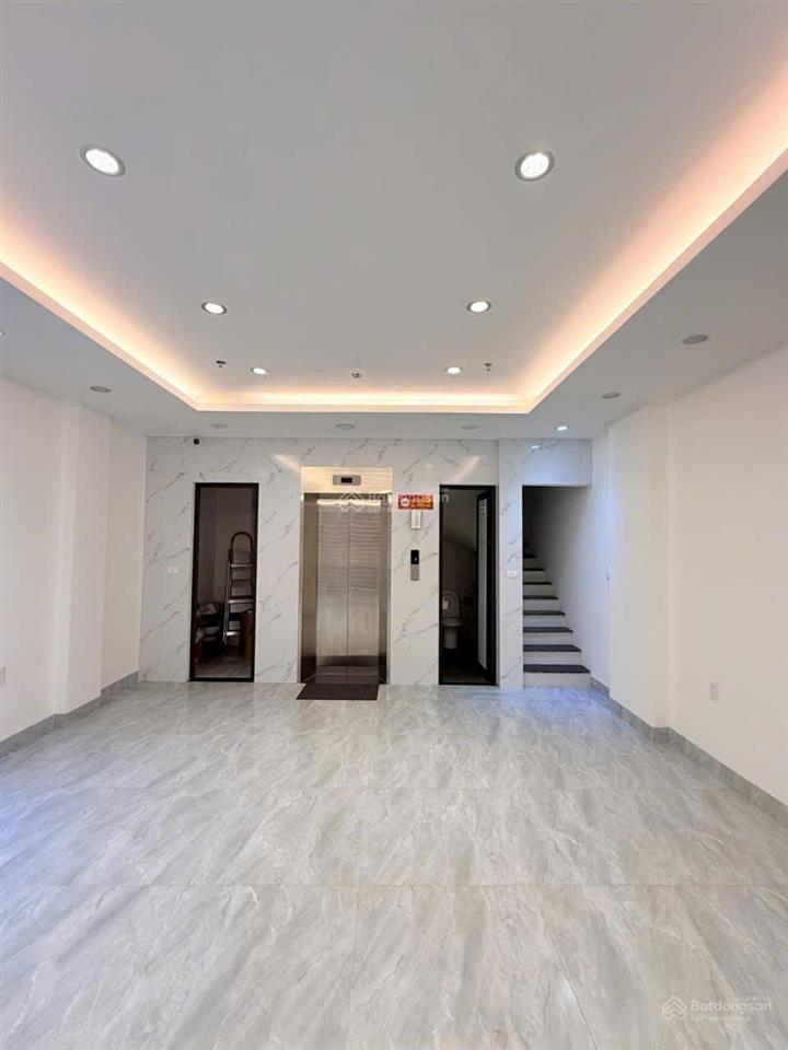 Chỉ 23 tỷ sở hữu ngay tòa chdv 11 phòng khép kín 7 tầng thang máy dòng tiền đều đặn tại kim giang!