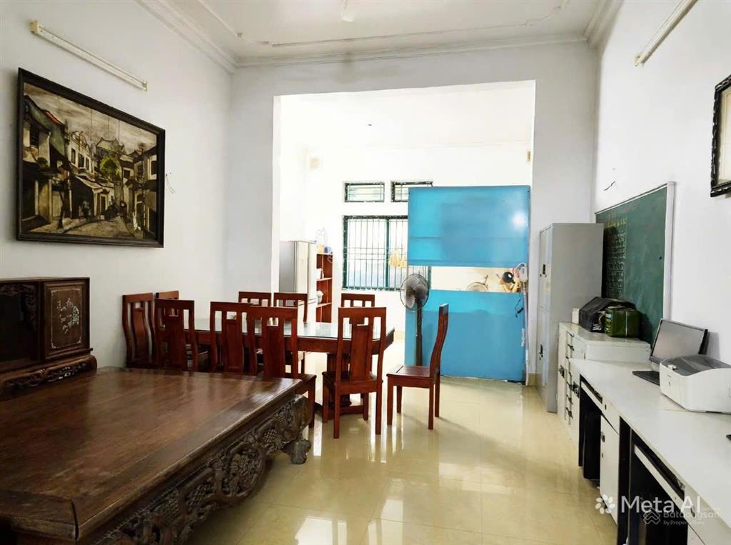 Lĩnh nam 108m2 3 tầng, ngõ thông, ô tô vào nhà 2 mặt thoáng sân ô tô riêng, giá 29 tỷ