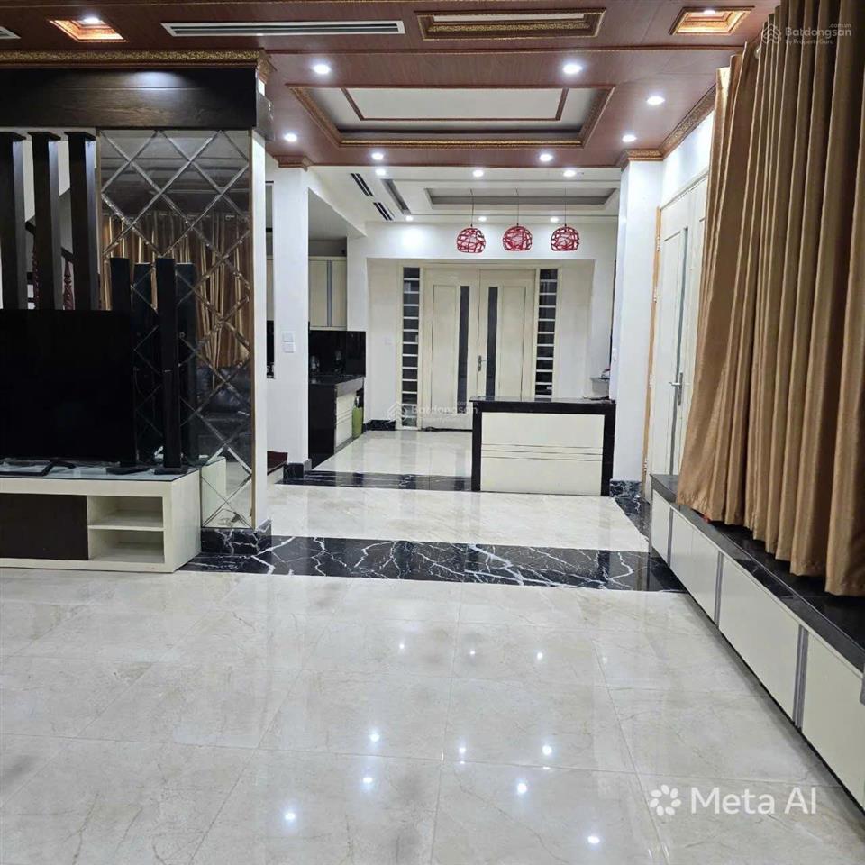 Bán biệt thự kđt tây nam hồ linh đàm 200m2 4 tầng mt 10m đối diện vườn hoa giá 63 tỷ