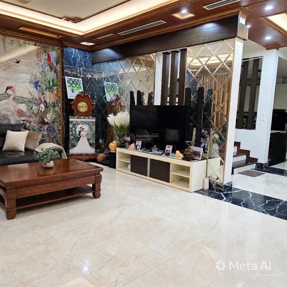 Bán biệt thự kđt tây nam hồ linh đàm 200m2 4 tầng mt 10m đối diện vườn hoa giá 63 tỷ