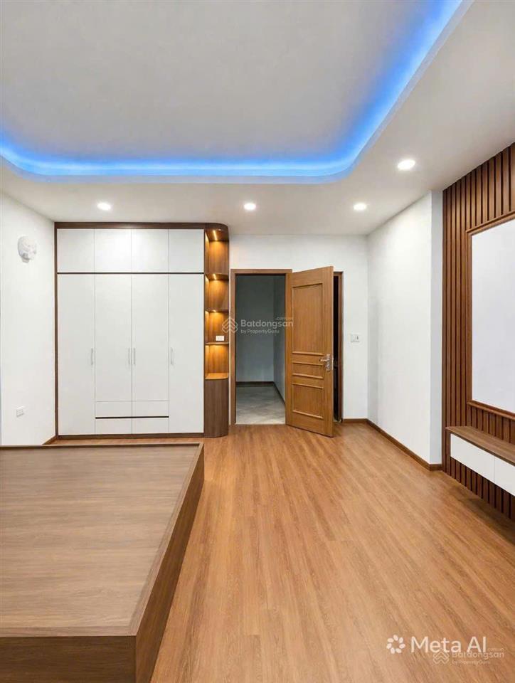 Bán nhà hoàng mai 42m2 6 tầng thang máy lô góc mt 5,1m, nhà mới ở ngay, giá 12,5 tỷ