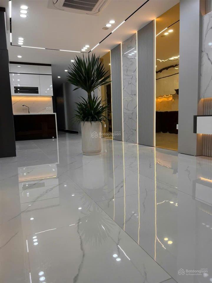 Nhà mới giải phóng 101m2 7 tầng ô tô tránh có dòng tiền 39,5 tỷ