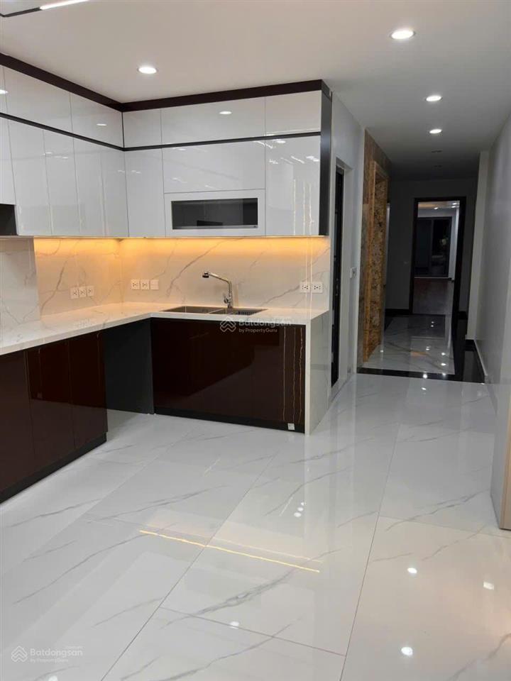 Nhà mới giải phóng 101m2 7 tầng ô tô tránh có dòng tiền 39,5 tỷ