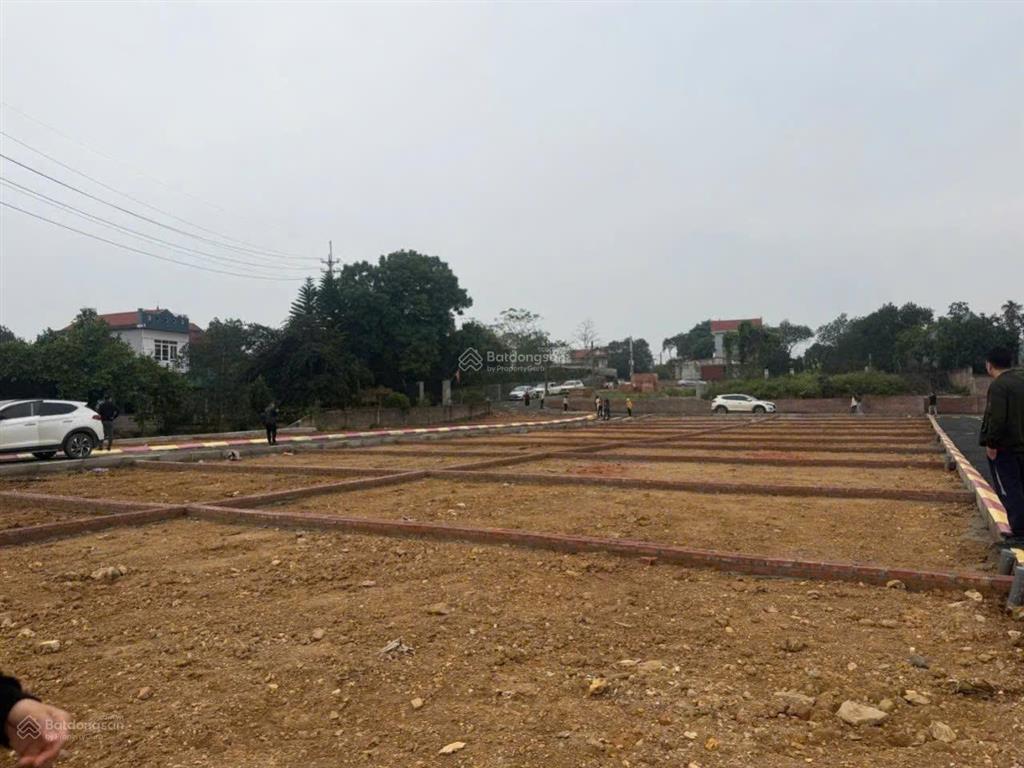 Đất nền hòa lạc giá chỉ 2,5 tỷ cho 100m2, phân lô ô tô vào đất, đường rộng 7m