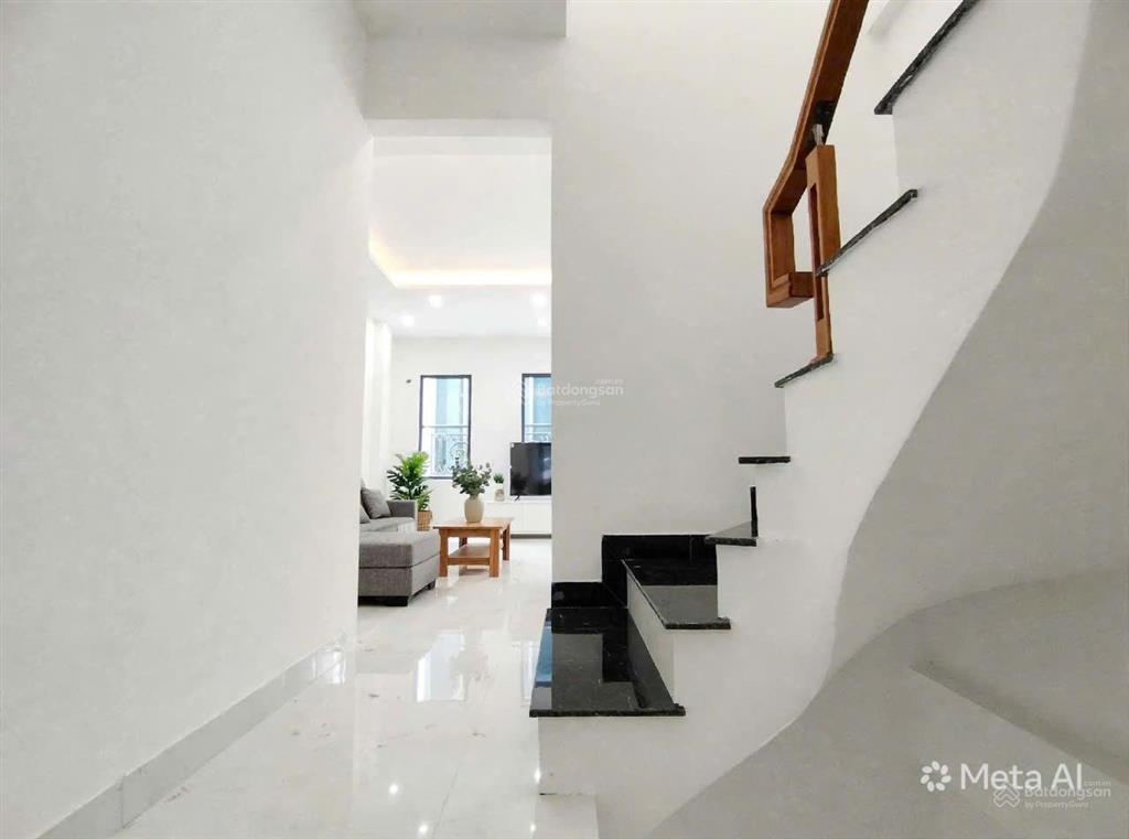 Ngõ quỳnh hai bà trưng | 27m2 5 tầng lô góc 3 mặt thoáng nhà mới giá 8 tỷ