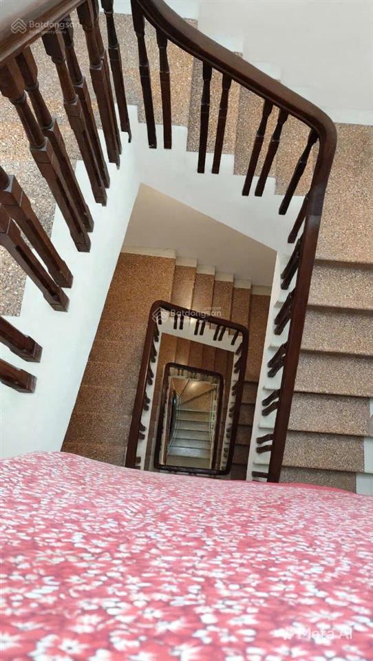 Bán nhà ngõ thịnh quang, đống đa 70m2 5 tầng mt 4,63m giá 13,8 tỷ