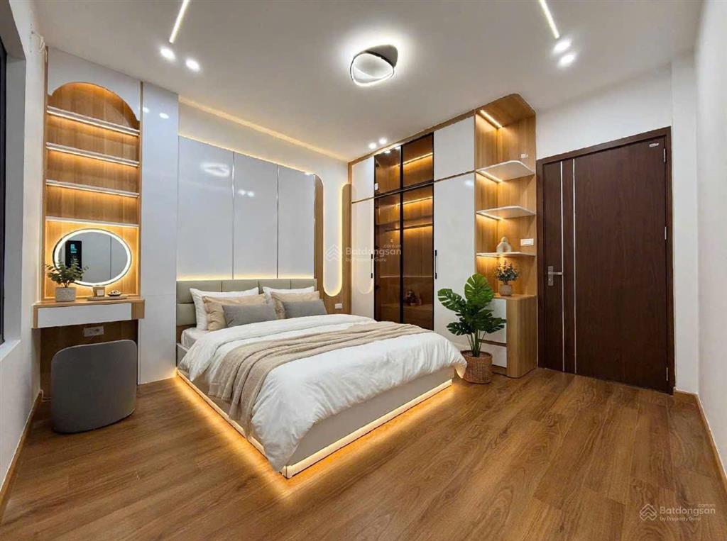 Bán nhà ngõ 545 vũ tông phan, thanh xuân 32m 5 tầng mt 3,8m full nội thất giá 8,3 tỷ