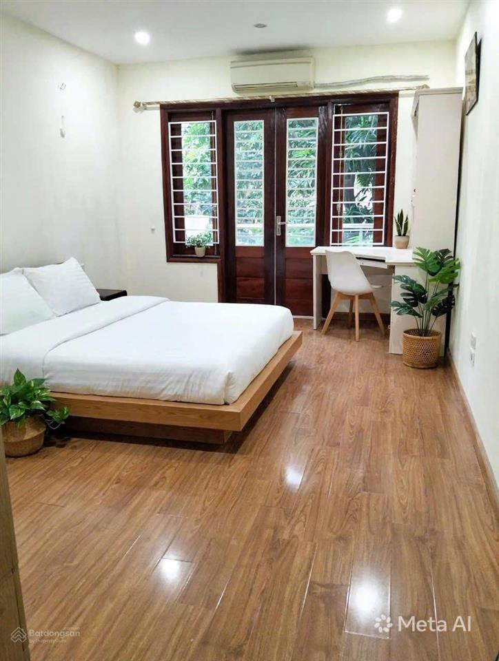 Vũ ngọc phan 56m2 4 tầng mt 3,63m phân lô 2 thoáng trước nhà có sân công viên giá 25 tỷ