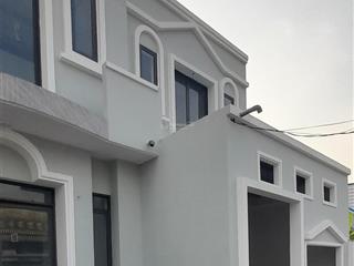 Nhà gần tt bến lức, 2 căn nhà đẹp, giá 3.8 tỷ