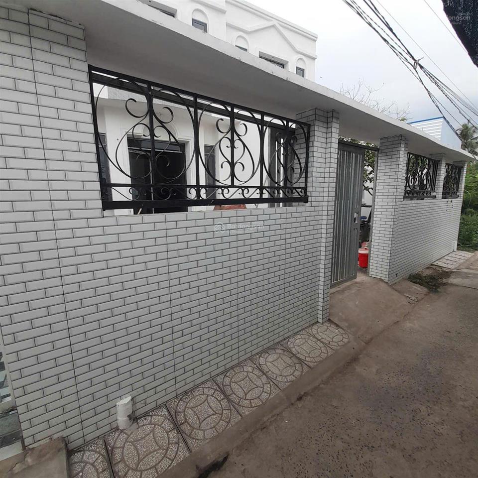 Nhà gần tt bến lức, căn nhà đôi 9x23, nhà mới đẹp, giá 3.6 tỷ