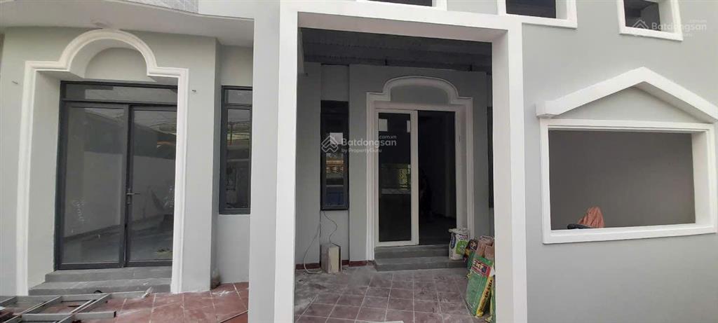 Nhà gần tt bến lức, căn nhà đôi 9x23, nhà mới đẹp, giá 3.6 tỷ