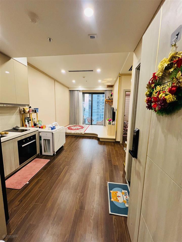 Chính chủ cần bán căn hộ masteri west heights tây mỗ nam từ liêm 47m 1n+ view hồ