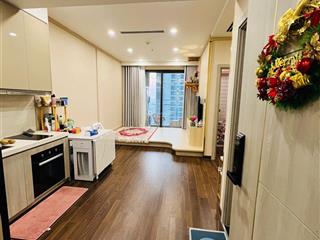 Chính chủ cần bán căn hộ masteri west heights tây mỗ nam từ liêm 47m 1n+ view hồ