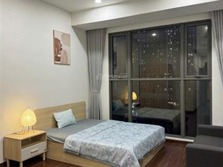 Chính chủ cần bán căn hộ studio vinhomes ocean park gia lâm 27m đẹp