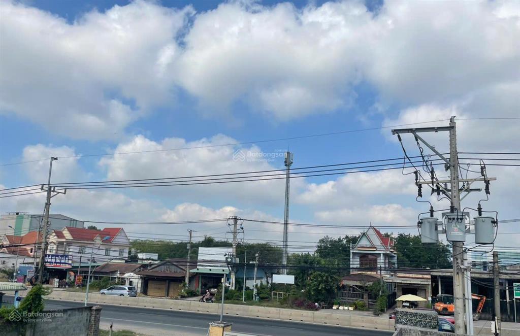 Bán kho xưởng mặt tiền nguyễn văn thành dt741, hòa lợi, bến cát