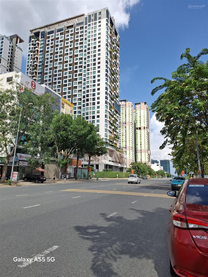 Cho thuê tòa nhà trương văn bang (q. 2 cũ) dt 8x20m, 1 hầm, 1 trệt, 6 lầu giá 210 triệu