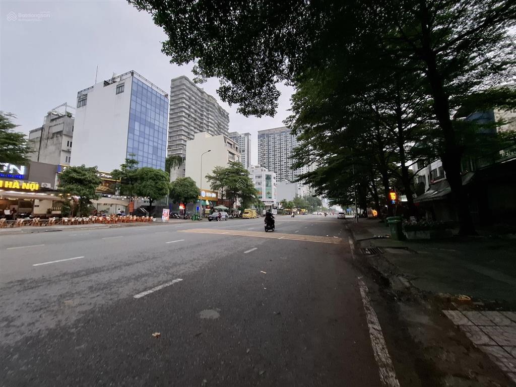 Cho thuê tòa nhà trương văn bang (q. 2 cũ) dt 8x20m, 1 hầm, 1 trệt, 6 lầu giá 210 triệu