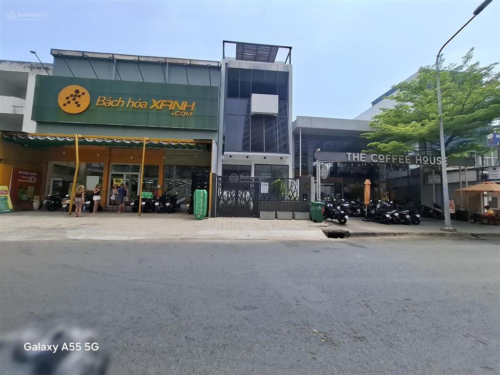 Mặt tiền lê văn việt 7x20m, 2 lầu giá 120 triệu
