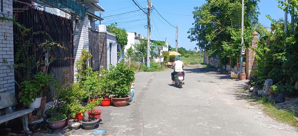 Cho thuê nhà nguyên căn đường xe tải tránh nhau