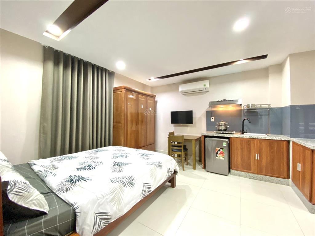 Phòng giao ngay tại trung tâm quận 10 tại 451/24/10 tô hiến thành p14 quận 10