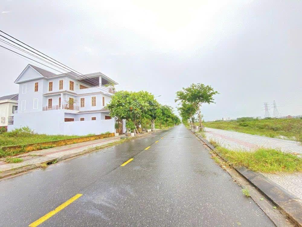 Bán đất biệt thự view sông ( diện tích 300m2 )