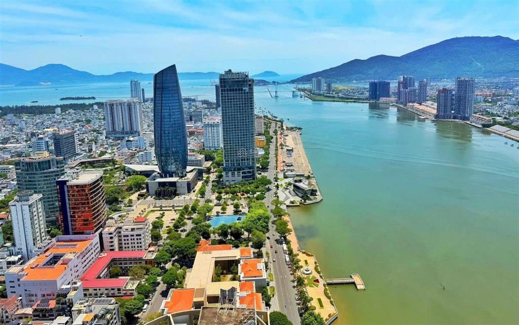 Siêu phẩm mbkd trung tâm hải châu (có sẵn vật dụng kd nhà hàng) giá tham khảo tốt trong khu vực