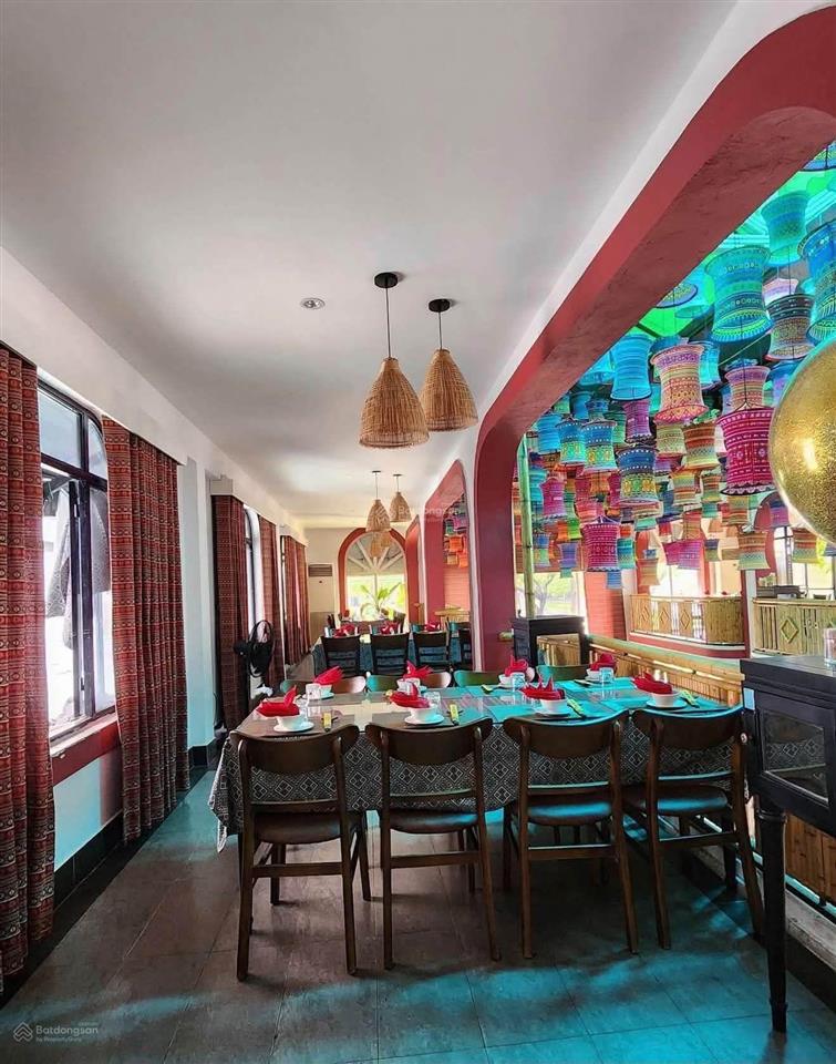 Cho thuê nhà hàng mặt tiền hồ nghinh (490m2  ngang 20m)
