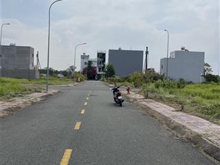 Bán đất nền dự án centana city, trường lưu, dt 85 m2 giá 5,1 tỷ