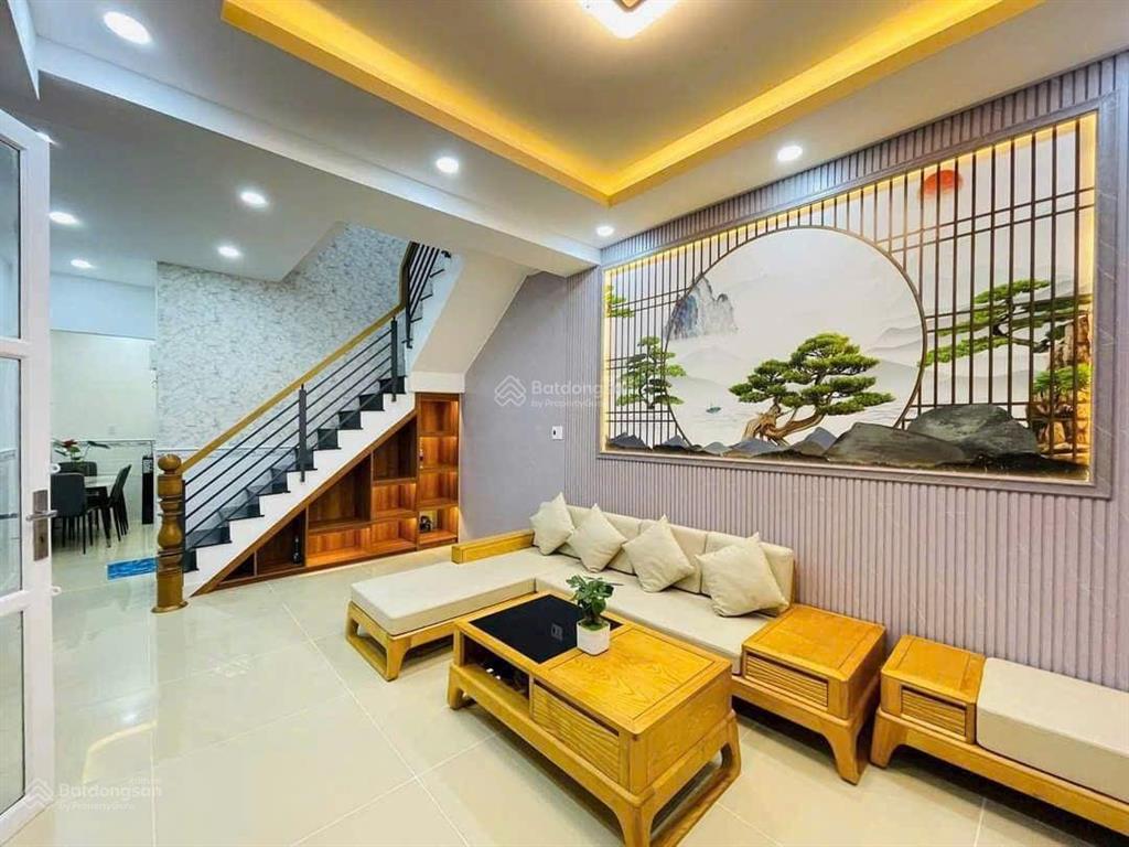 Bán nhà hẻm 8m bình giã, khu vip p13, tb dt  5x15m trệt 2 lầu st, nhà có 4pn , pk, sân thuợng,