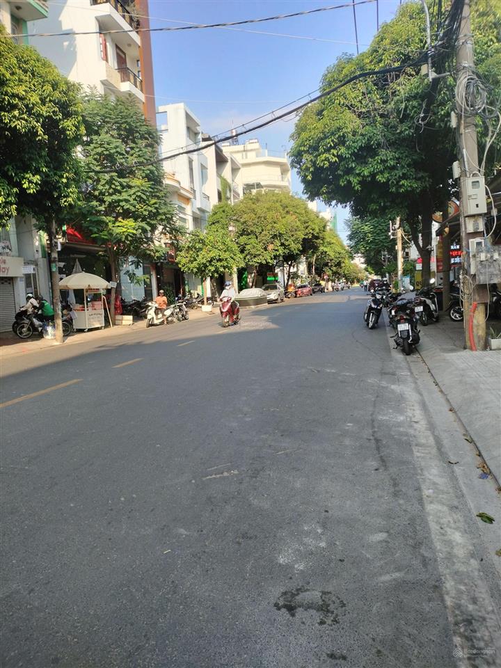 Bán nhà mt đuờng nguyễn quang bích p13, ngay cửa ngõ nhà ga t3 dt 4x25m trệt 2 lầu st, giá 18,7 tỷ