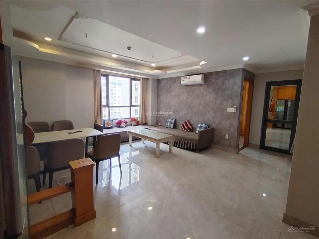 Cho thuê căn hộ 2pn 2wc full nội thất gần thang máy, hồ bơi, gym, thư viện...