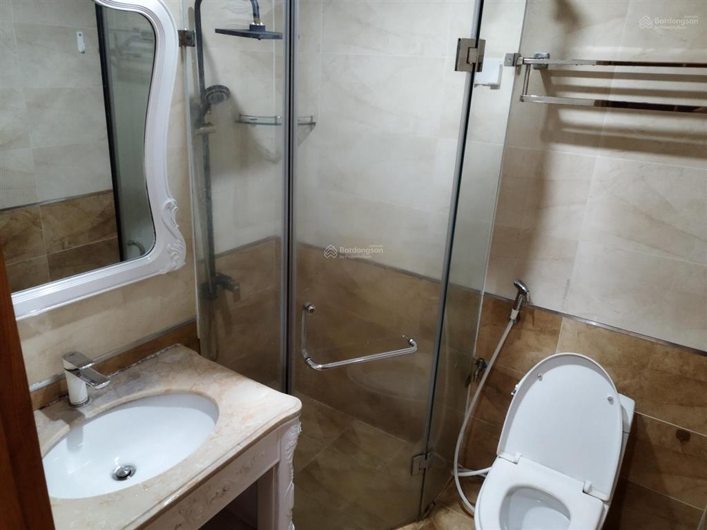 Cho thuê căn hộ 2pn 2wc full nội thất gần thang máy, hồ bơi, gym, thư viện...