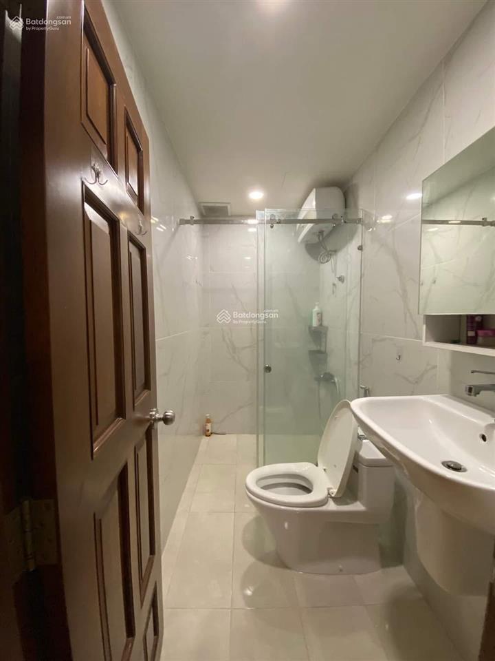 Chính chủ cho thuê căn hộ khánh hội 3 q4, giá 14tr/tháng,  mr. hùng 0909 399 ***