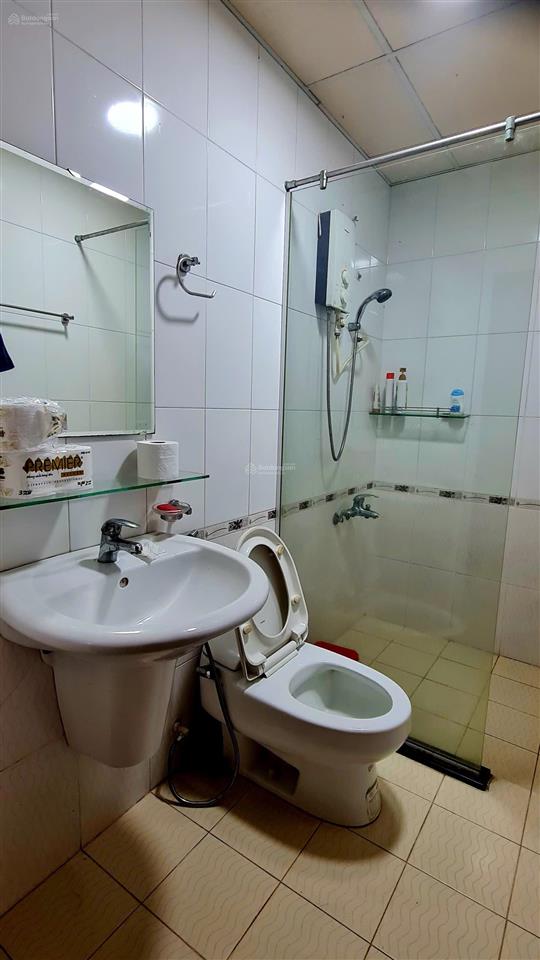 Cần cho thuê gấp căn hộ khánh hội 3 q4 nhà y hình ko ảo 2pn 2wc 13tr