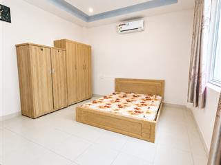 Cho thuê phòng full nội thất, ban công rộng view nhà thi đấu phú thọ, quận 10