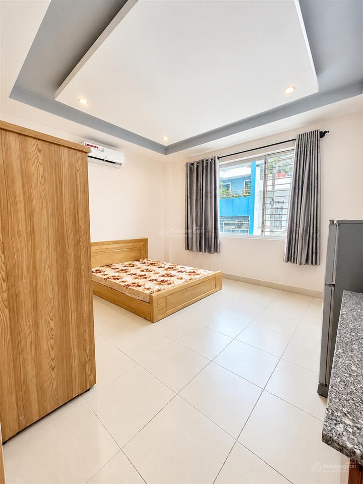 Cho thuê phòng full nội thất, ban công rộng view nhà thi đấu phú thọ, quận 10